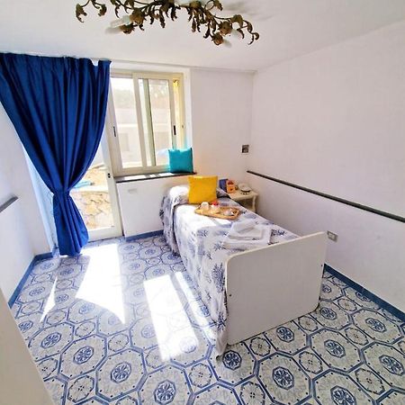 Il Faro Room 阿纳卡普里 外观 照片